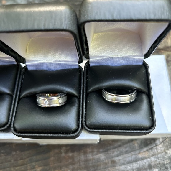 4 rings( white gold nature diamond, blue/green sapphire) wedding/engagement - Picture 13 of 15